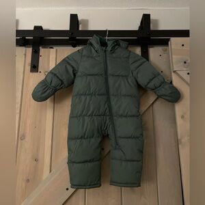Old Navy Kids Green Puffer snowsuit